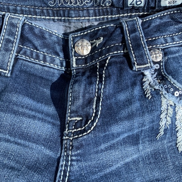 Miss me size 26 jeans lot of 3 Pairs of the pairs of capris one is boot cut. - Picture 8 of 16